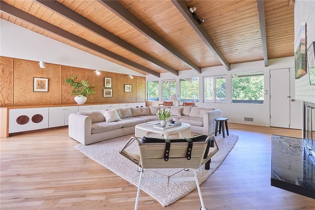 1 NW Greentree Lane — photo 8