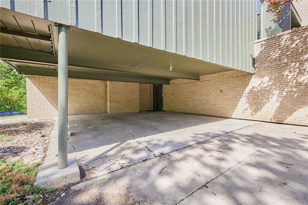 1 NW Greentree Lane — photo 53