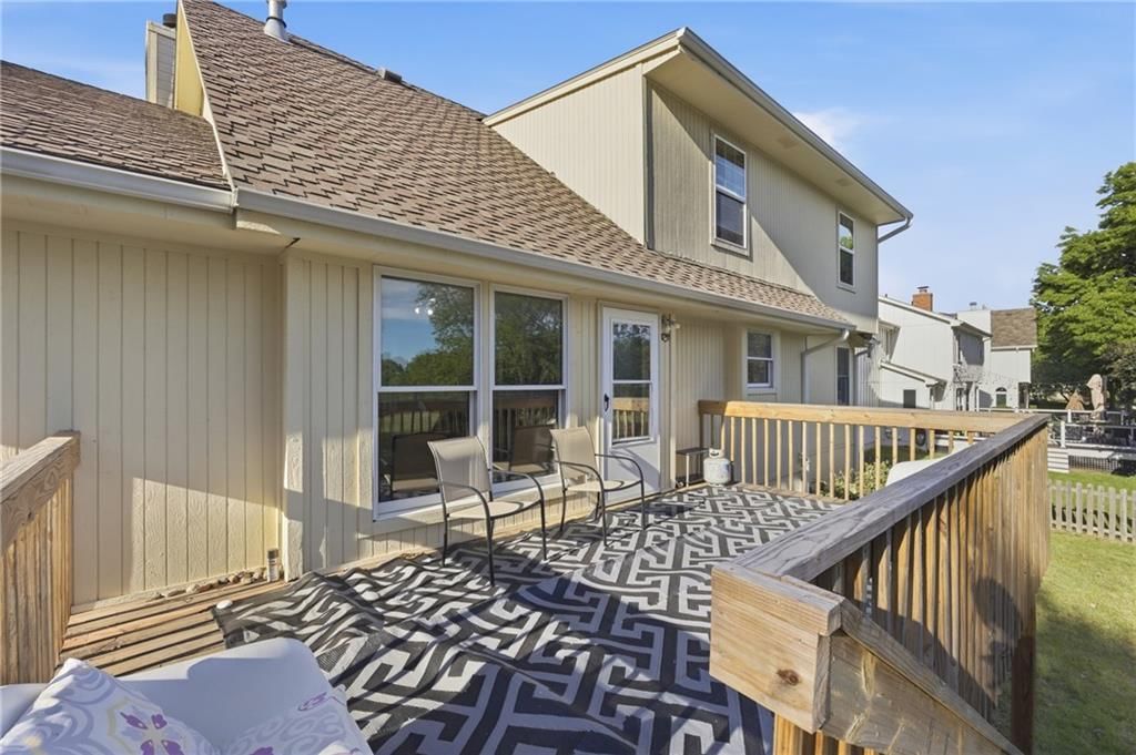509 NE Olympic Court — photo 28