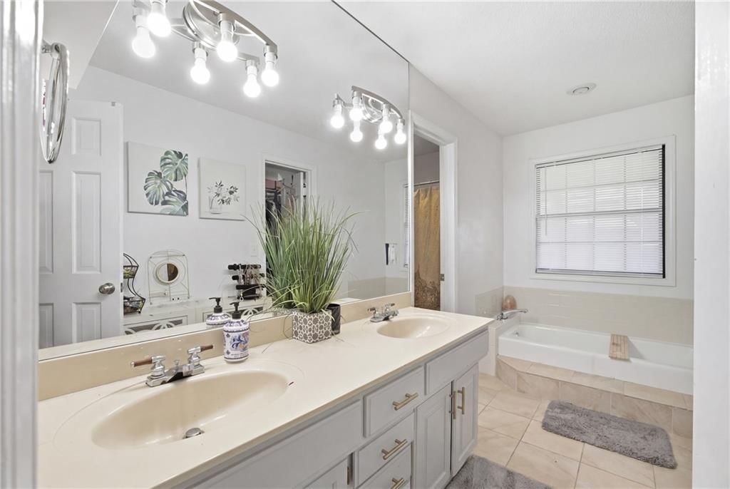509 NE Olympic Court — photo 33