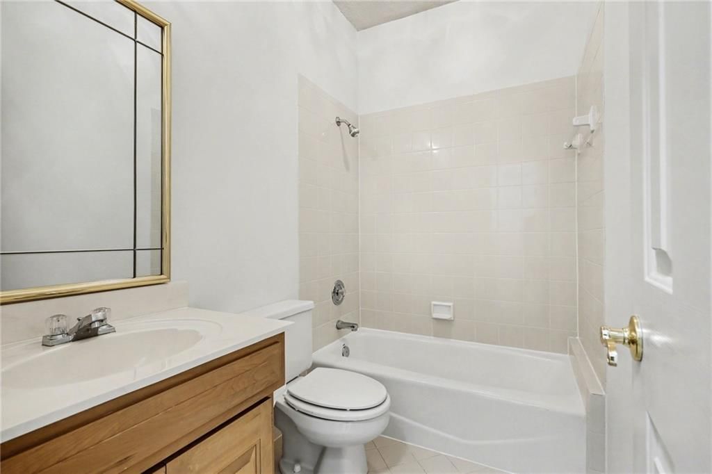 17995 Windsor Drive — photo 26