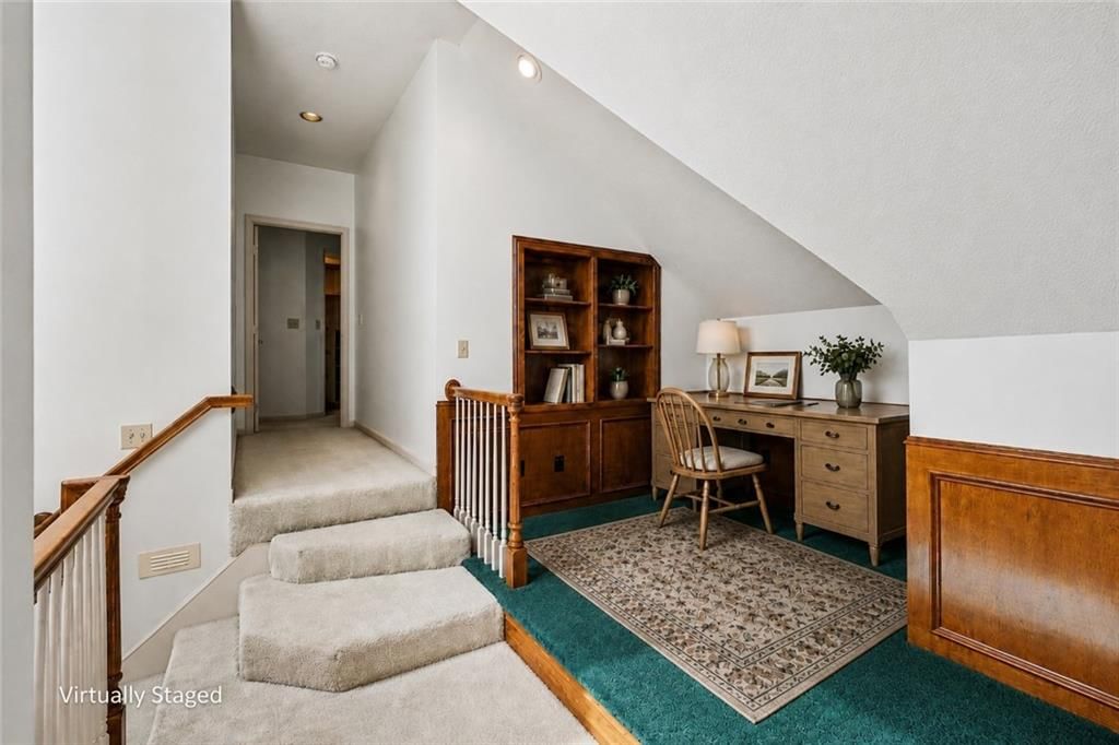 17995 Windsor Drive — photo 27