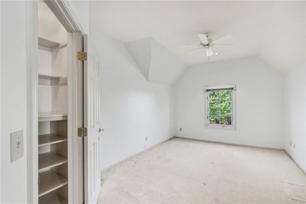 17995 Windsor Drive — photo 33