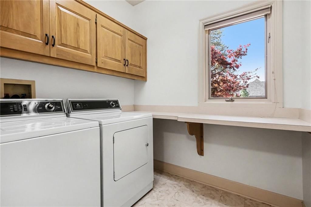 17995 Windsor Drive — photo 35