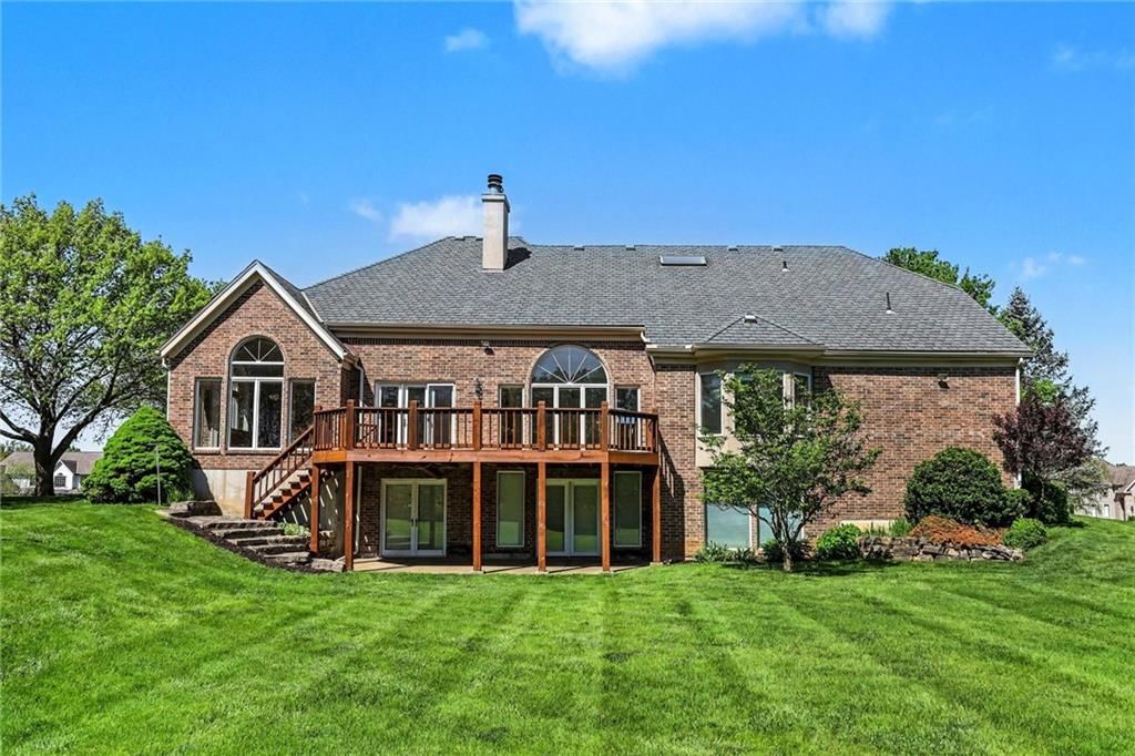 17995 Windsor Drive — photo 44