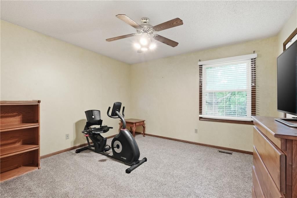 4233 NE 60th Court — photo 24