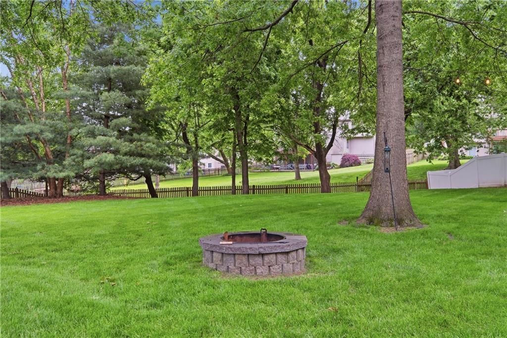 4233 NE 60th Court — photo 31