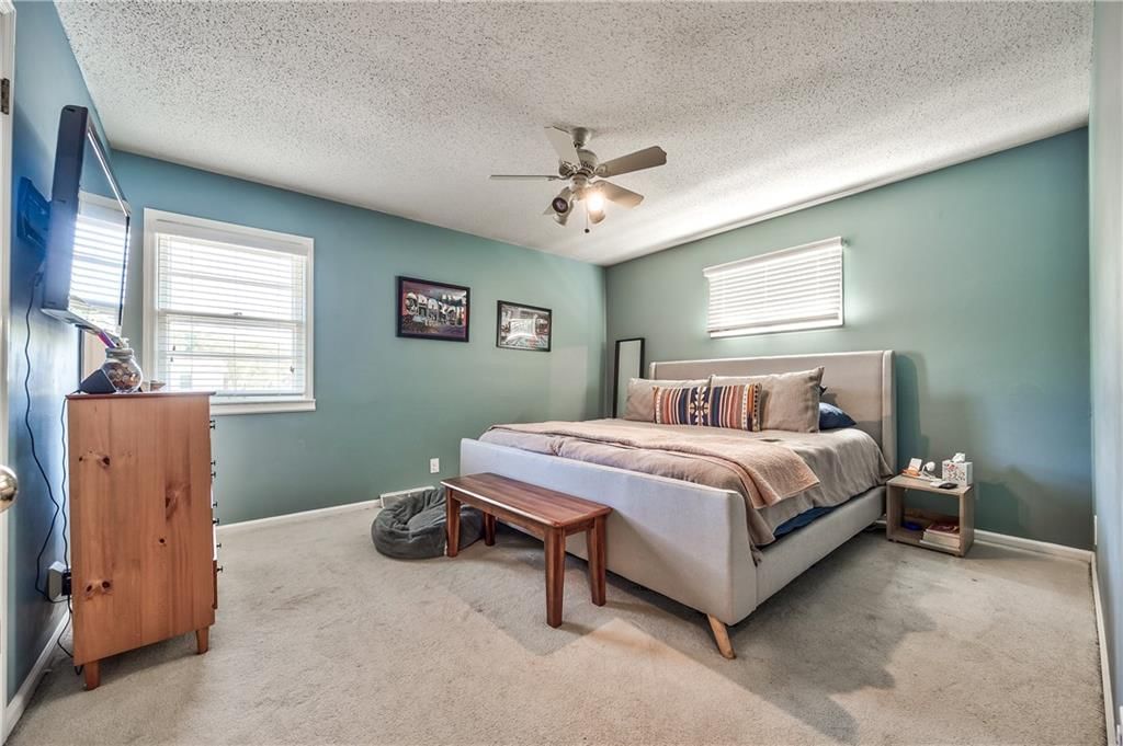 9809 Connell Drive — photo 15