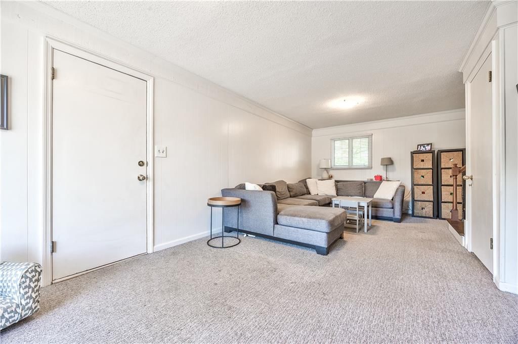 9809 Connell Drive — photo 27
