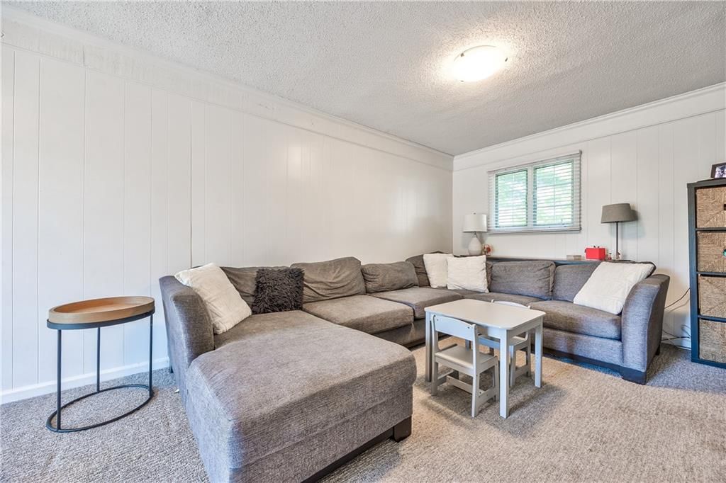 9809 Connell Drive — photo 28