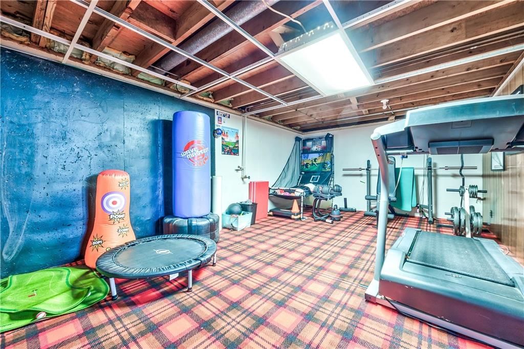 9809 Connell Drive — photo 32