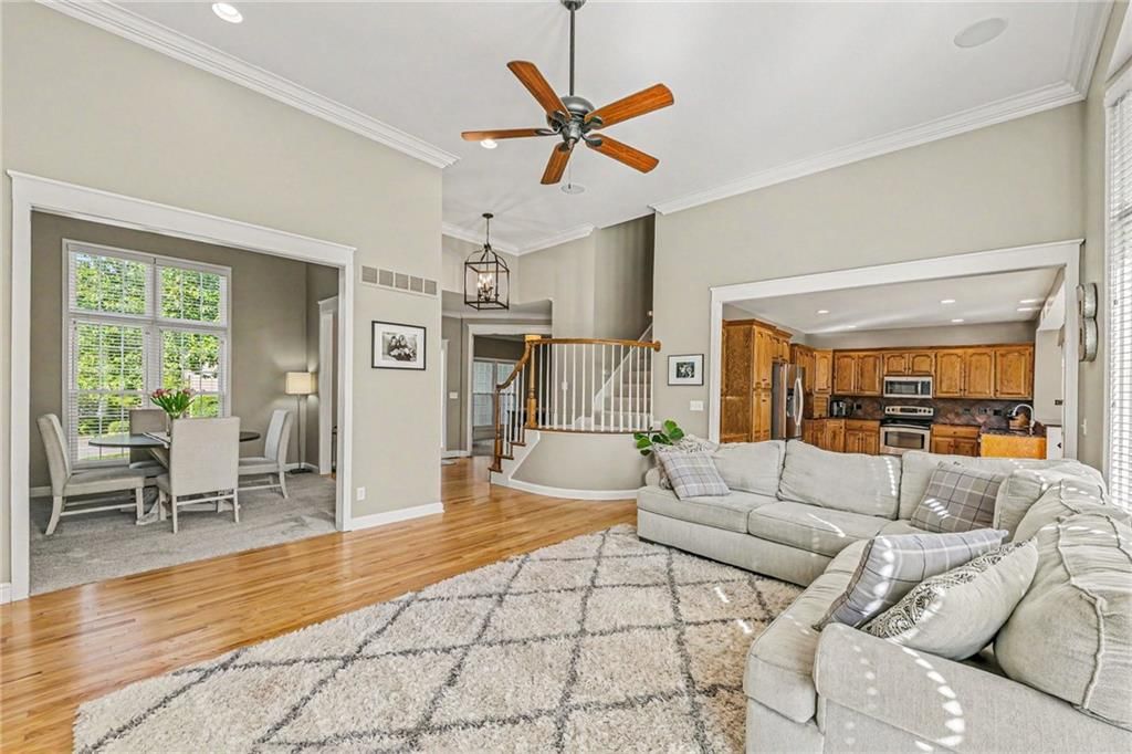 5653 Gresham Circle — photo 6
