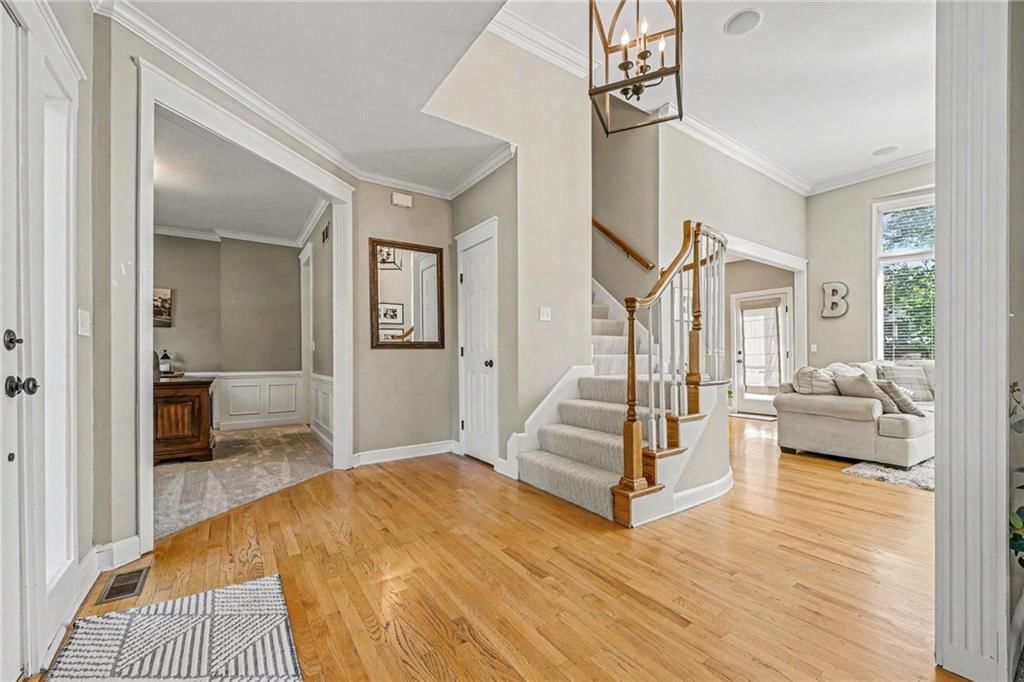 5653 Gresham Circle — photo 10