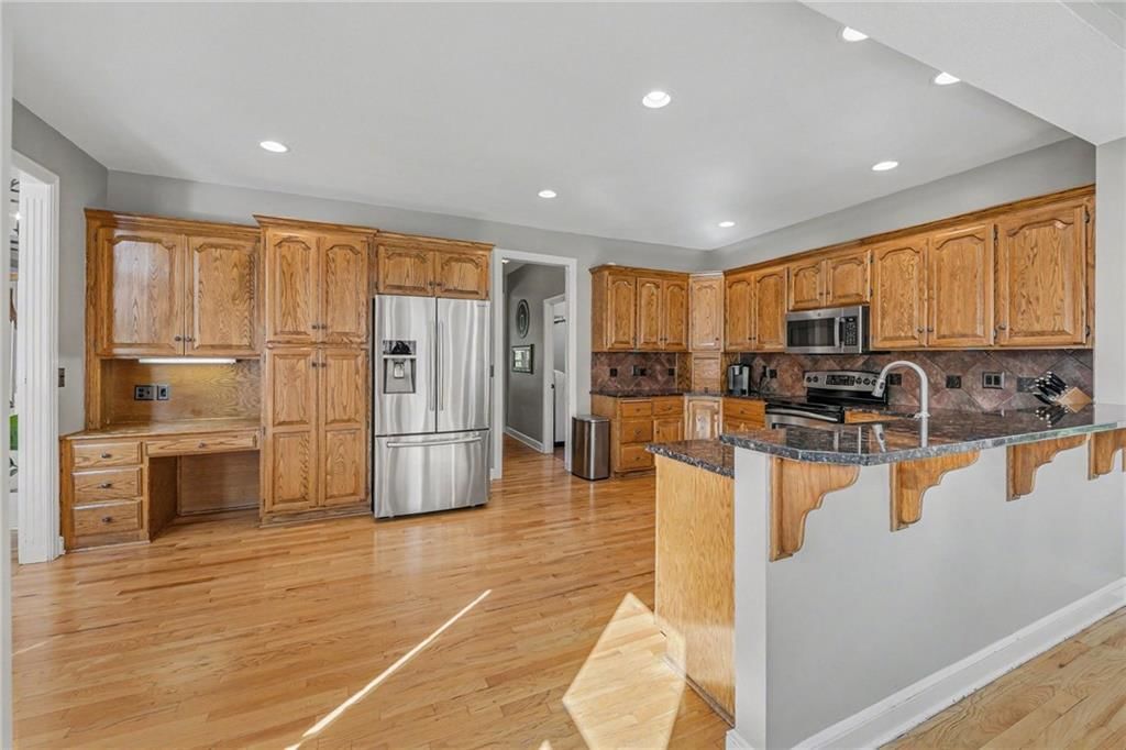 5653 Gresham Circle — photo 11