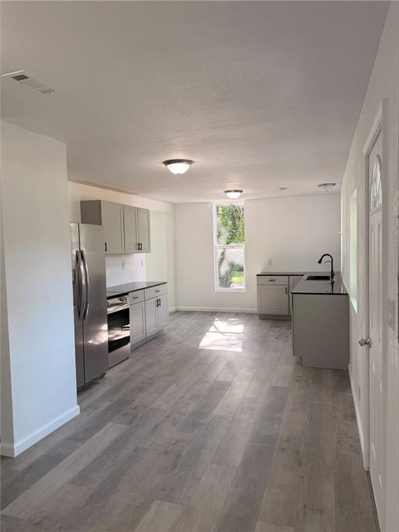 2431 Washington Avenue — photo 5