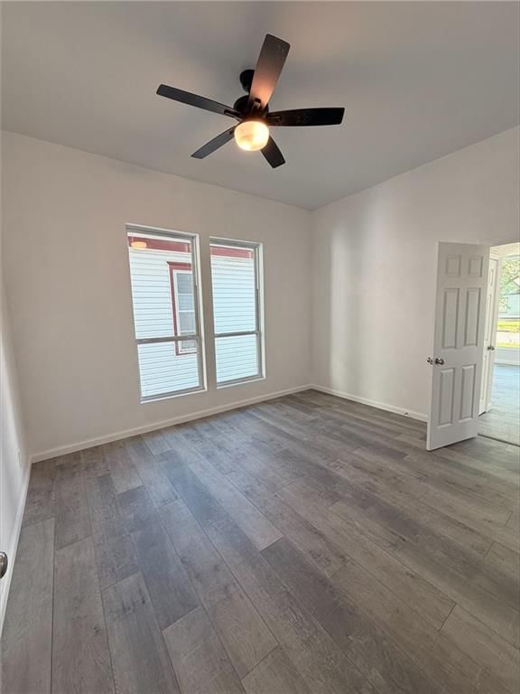 2431 Washington Avenue — photo 8