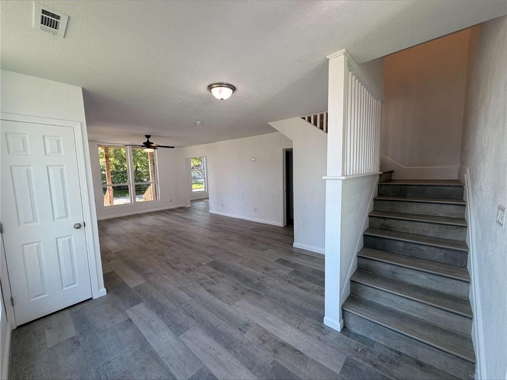 2431 Washington Avenue — photo 11