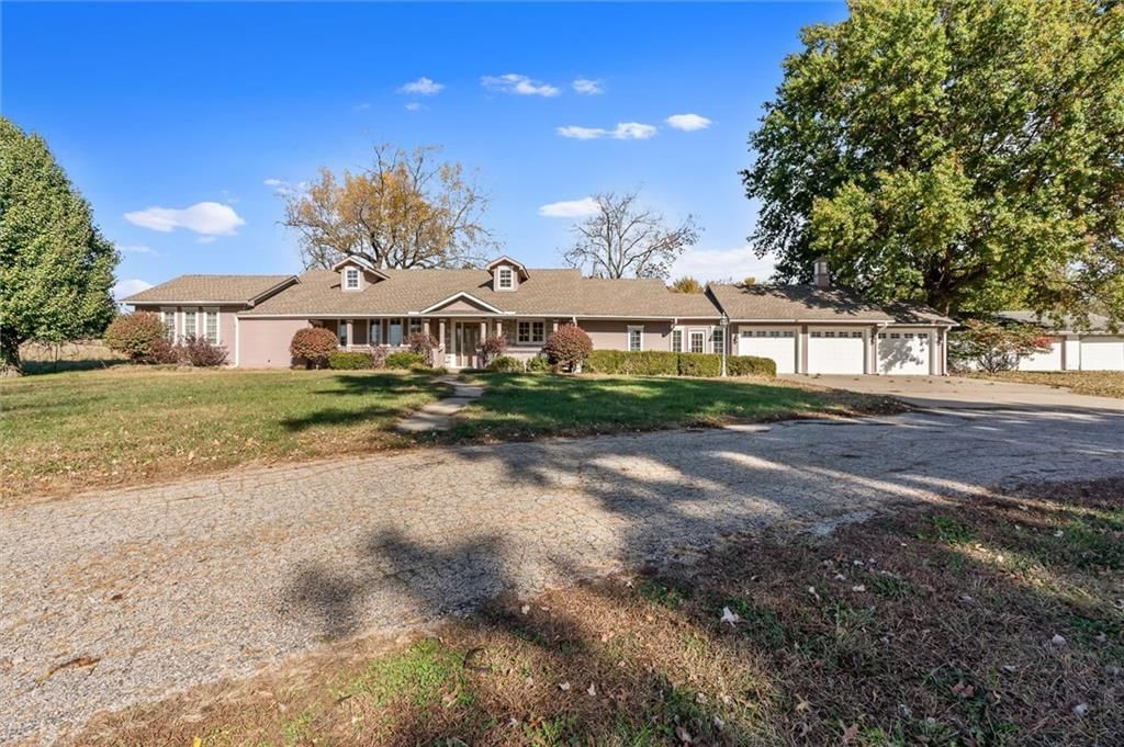 2301 Lees Summit Road — photo 2