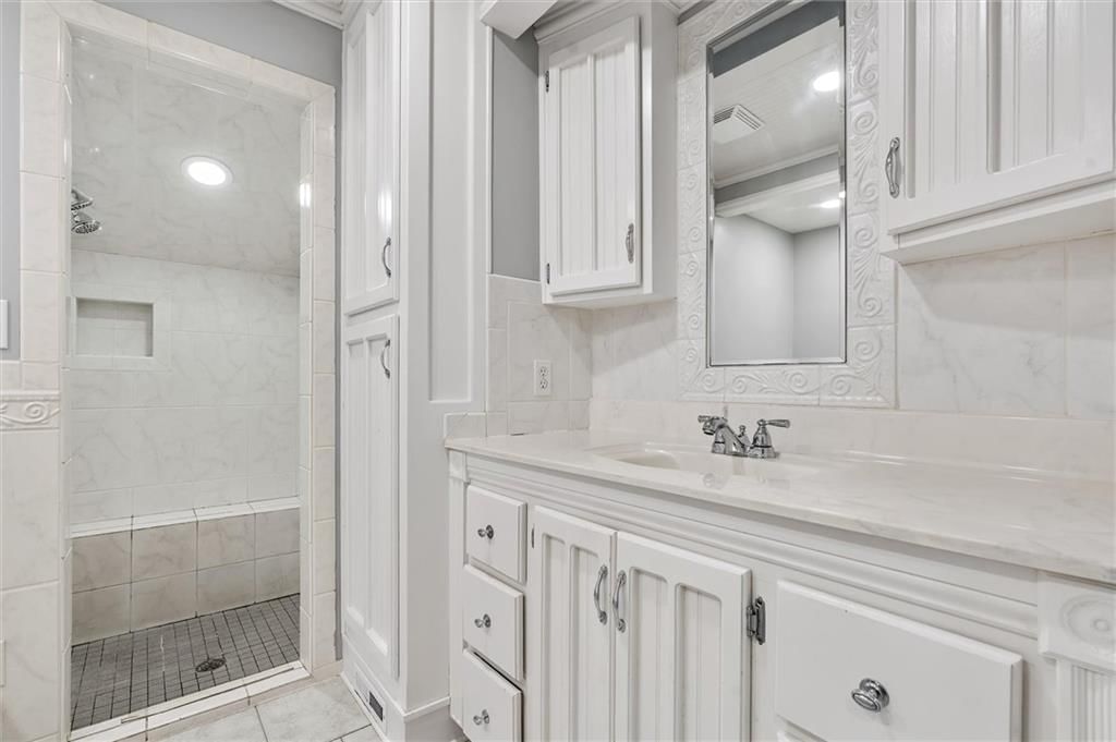 2301 Lees Summit Road — photo 25