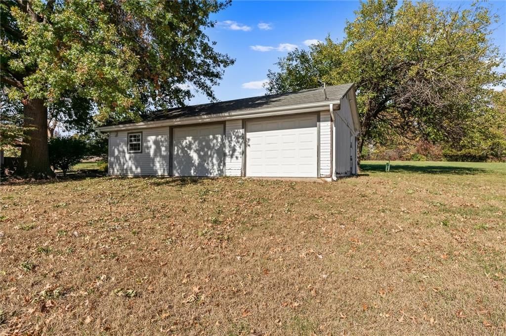 2301 Lees Summit Road — photo 38