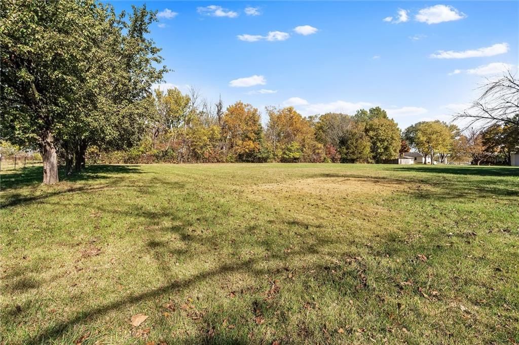 2301 Lees Summit Road — photo 42
