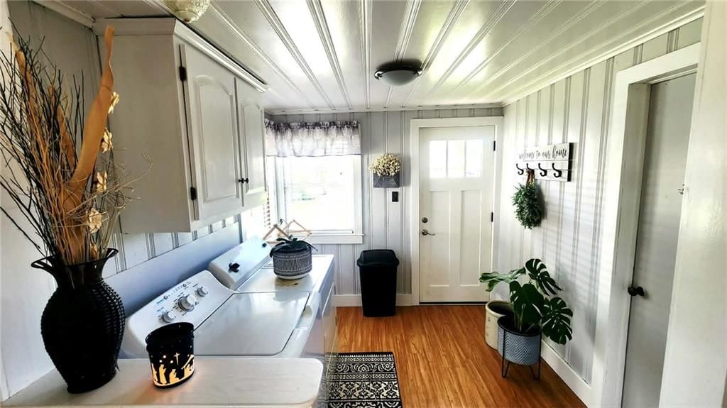 300 E McKay Street — photo 19