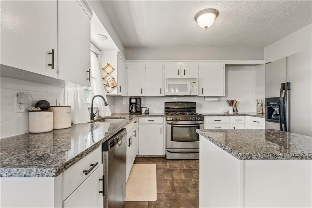 107 N 80 Terrace — photo 16