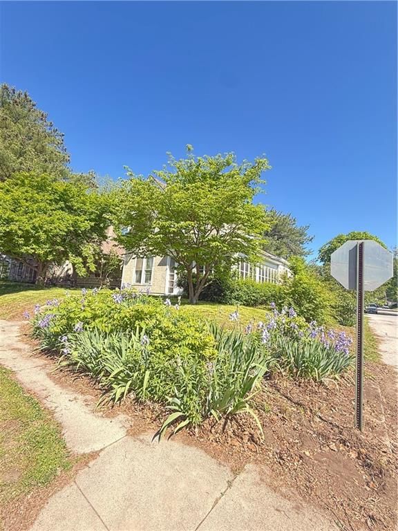 1622 South Street — photo 4