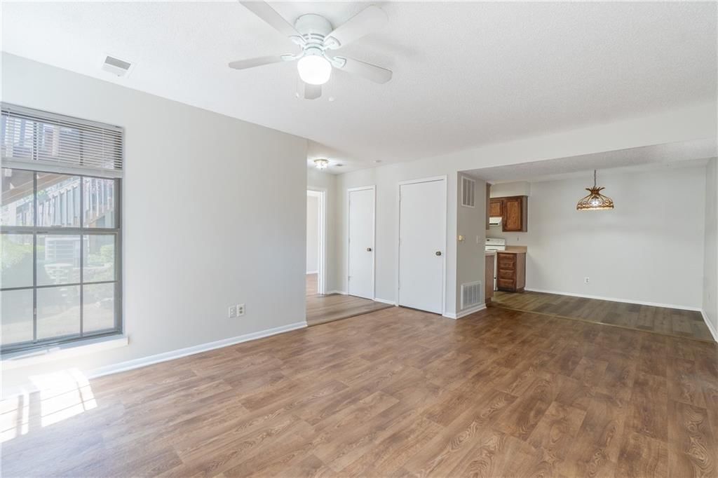 12711 W 110TH Terrace — photo 4