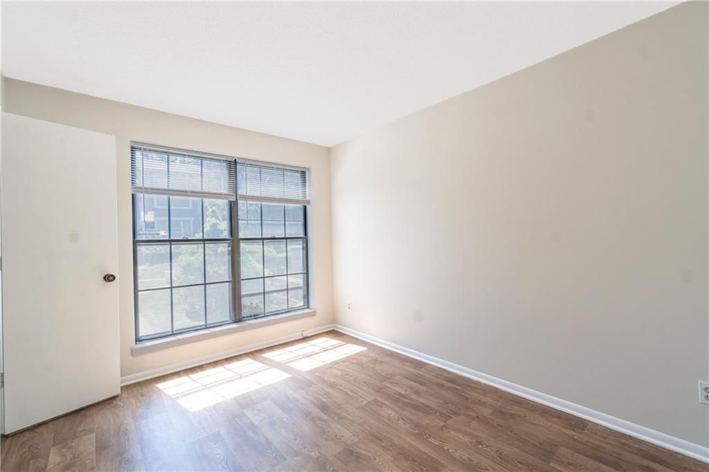 12711 W 110TH Terrace — photo 20