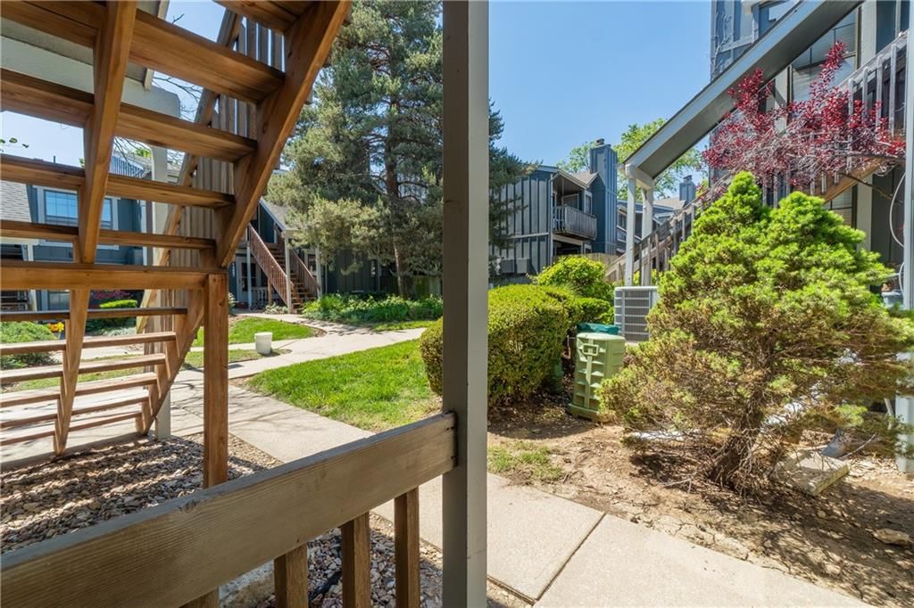 12711 W 110TH Terrace — photo 24