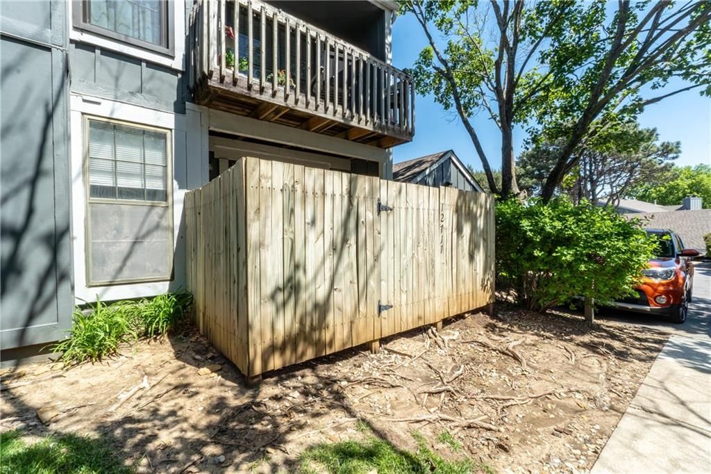 12711 W 110TH Terrace — photo 25