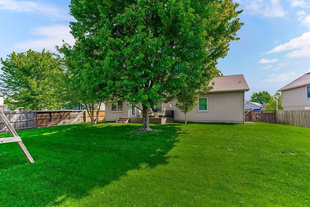18432 Oak Street — photo 5