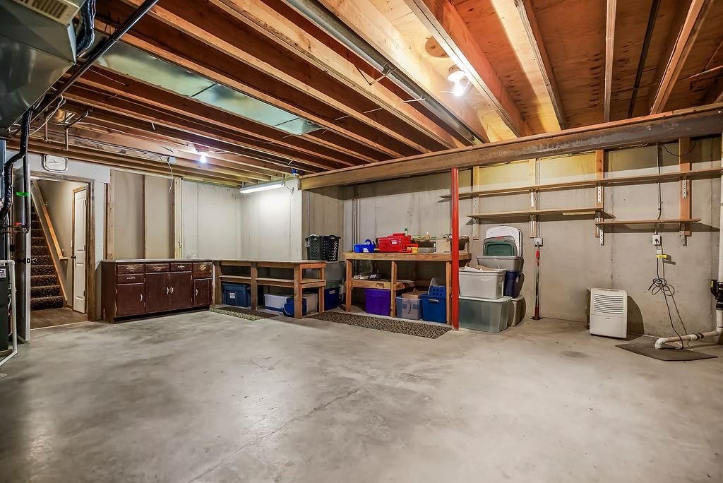 18432 Oak Street — photo 38