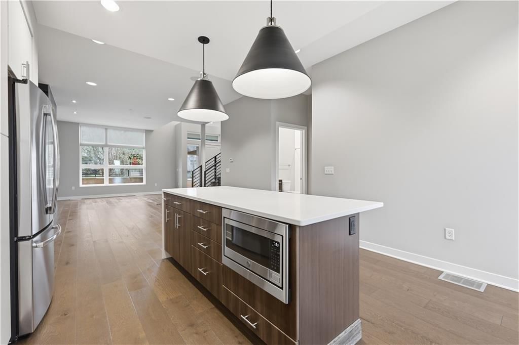 1720 Madison Avenue — photo 16