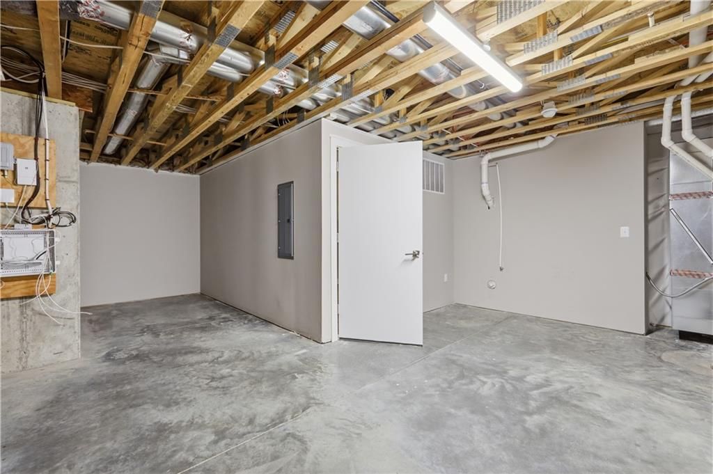 1720 Madison Avenue — photo 35