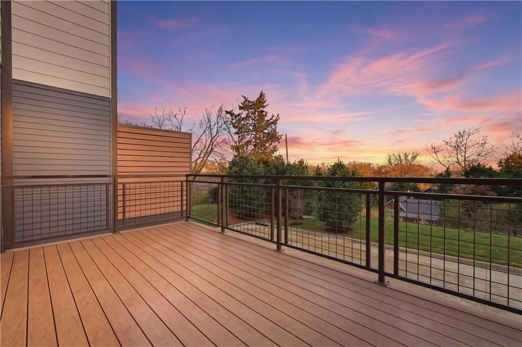 1720 Madison Avenue — photo 39