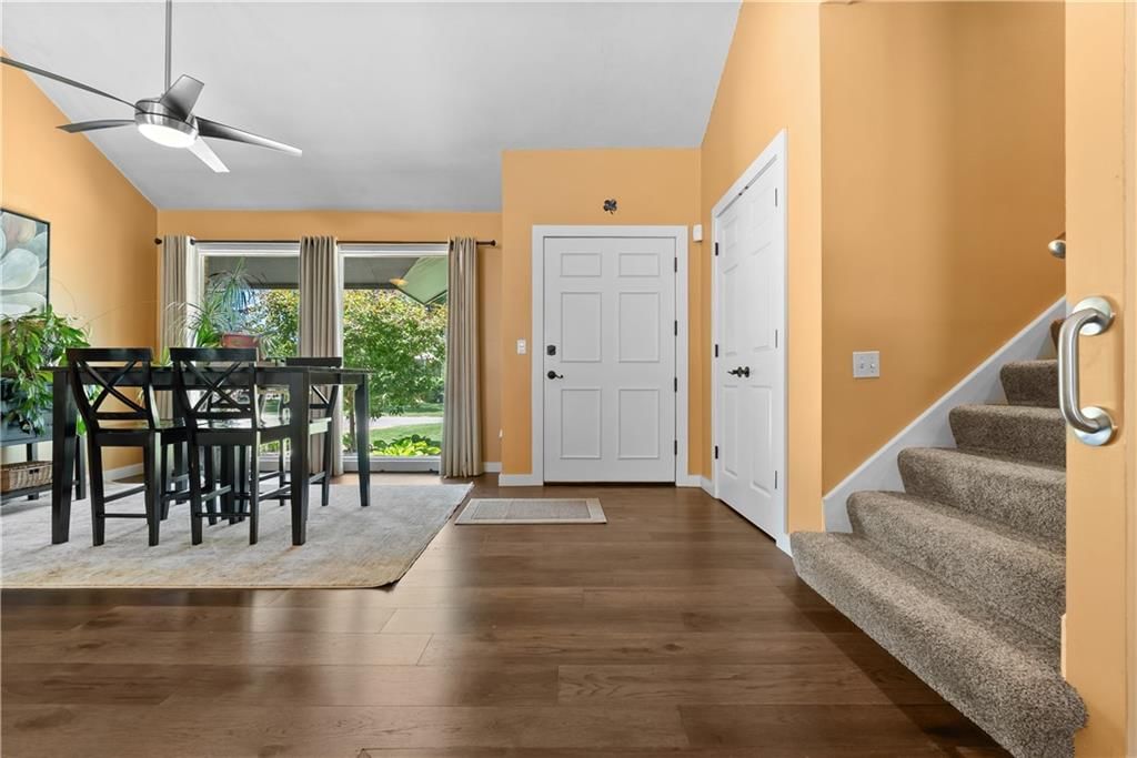 16001 RUSSELL Road — photo 10