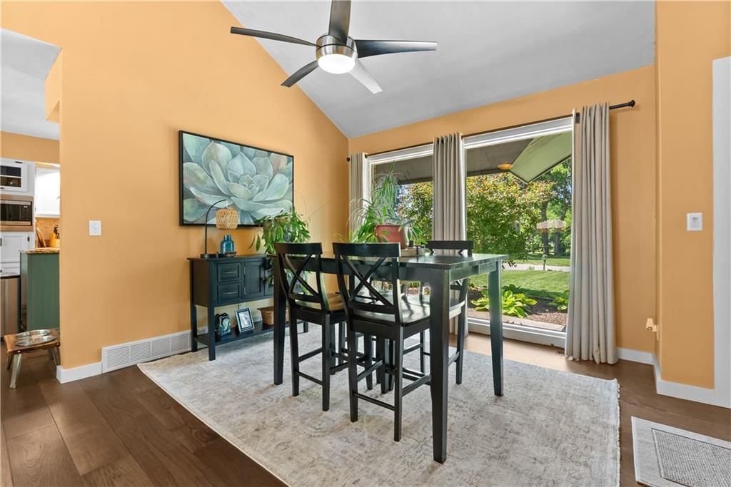 16001 RUSSELL Road — photo 13