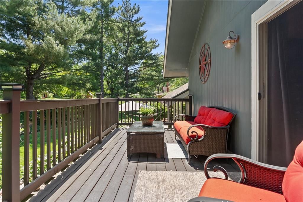 16001 RUSSELL Road — photo 30