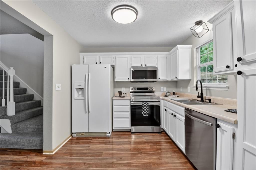5615 NW Plantation Drive — photo 12