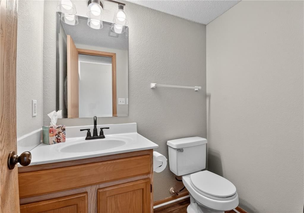 5615 NW Plantation Drive — photo 16