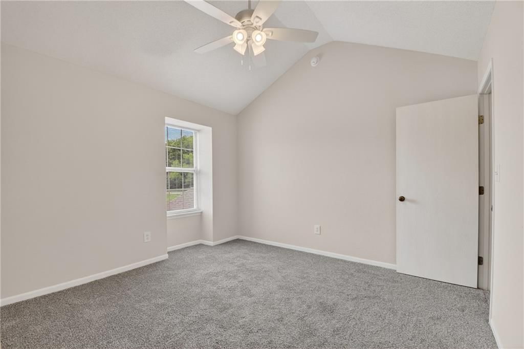 5615 NW Plantation Drive — photo 18