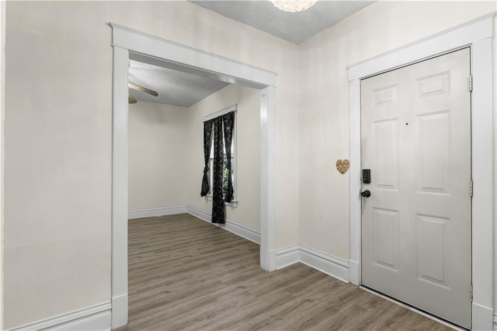 1807 Kensington Avenue — photo 4
