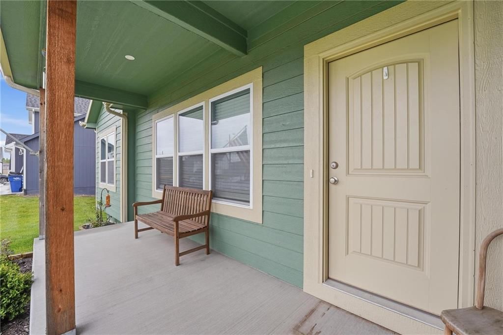 941 N Cottonwood Court — photo 2