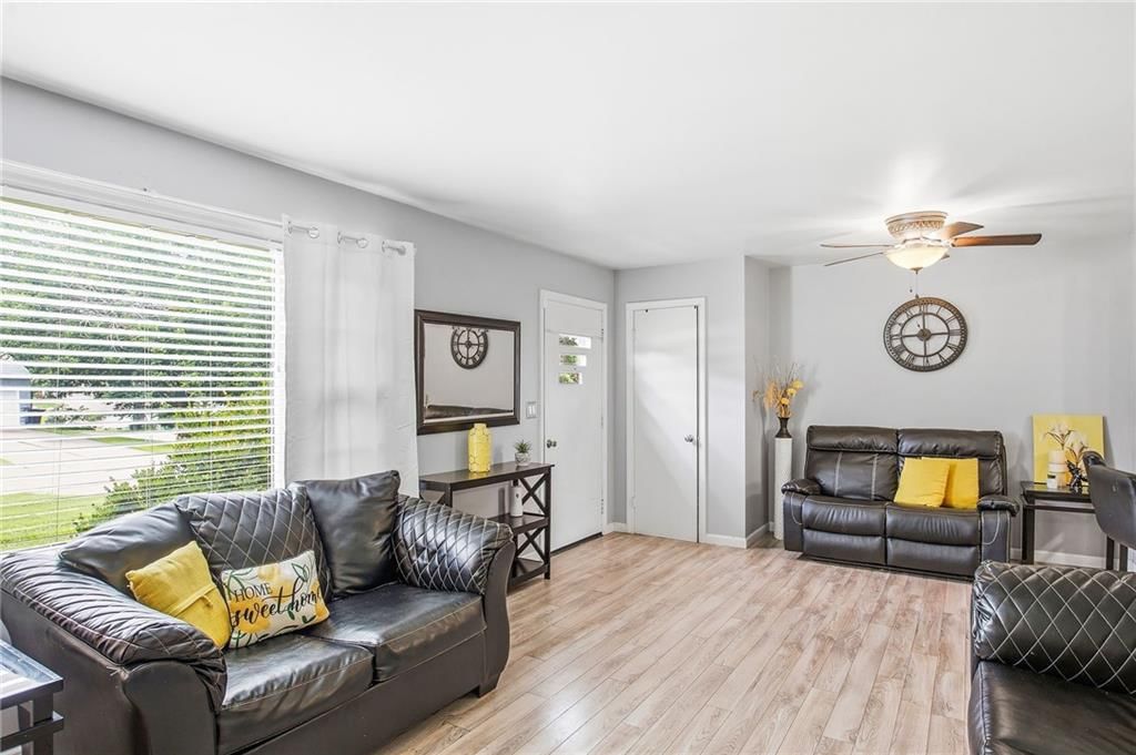 5725 Oxford Avenue — photo 5