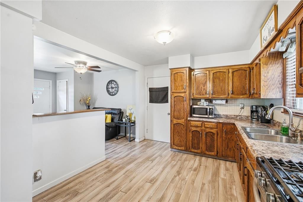 5725 Oxford Avenue — photo 12