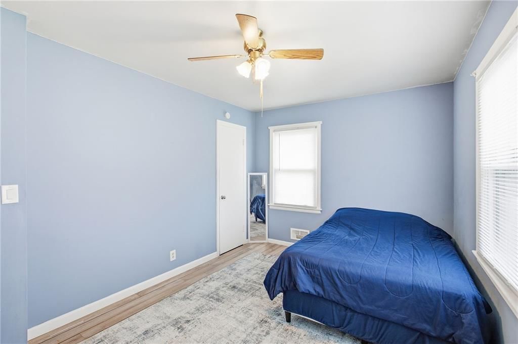 5725 Oxford Avenue — photo 24