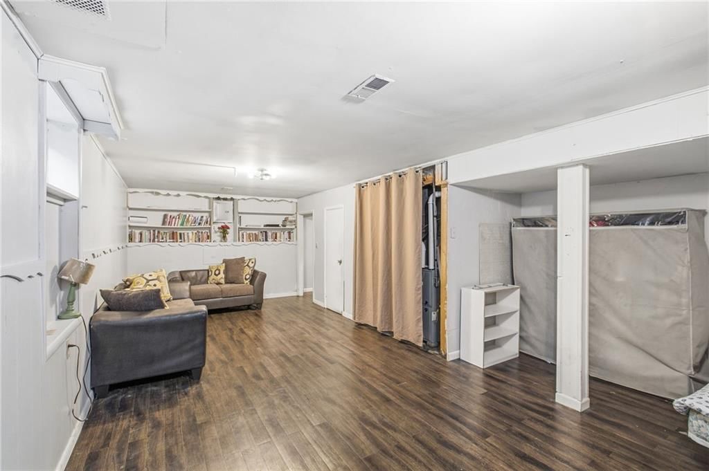 5725 Oxford Avenue — photo 27