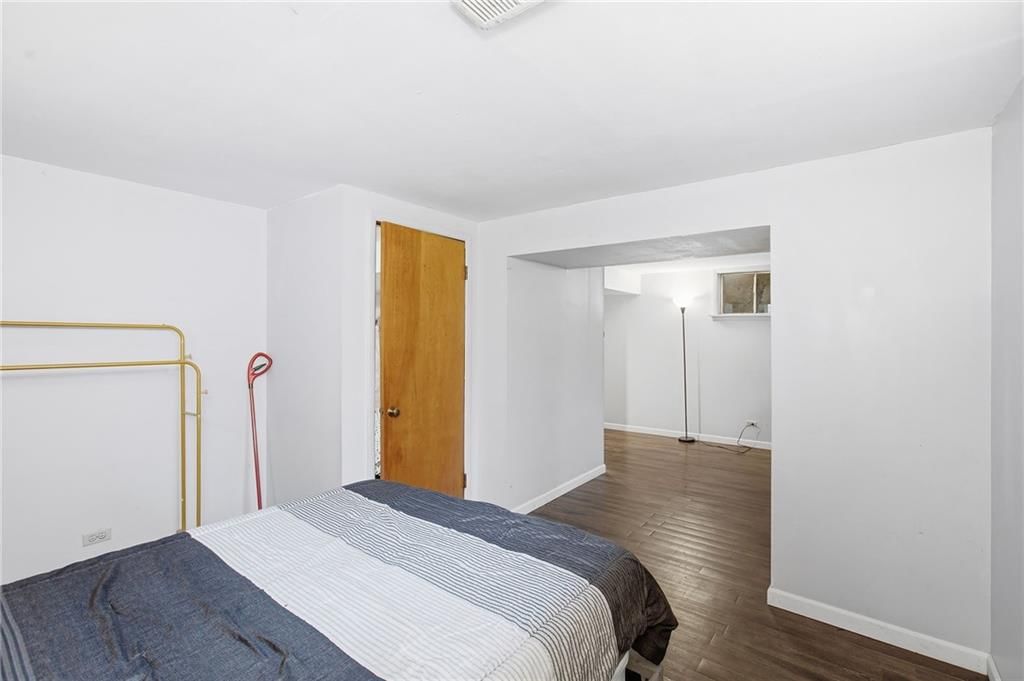 5725 Oxford Avenue — photo 30